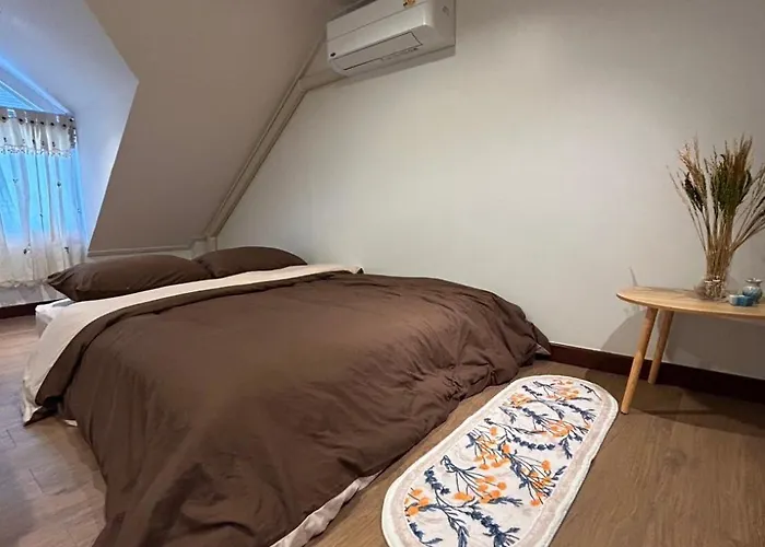Mookda House Chinatown Bkk Near Mrt Samyot Villa Bangkok